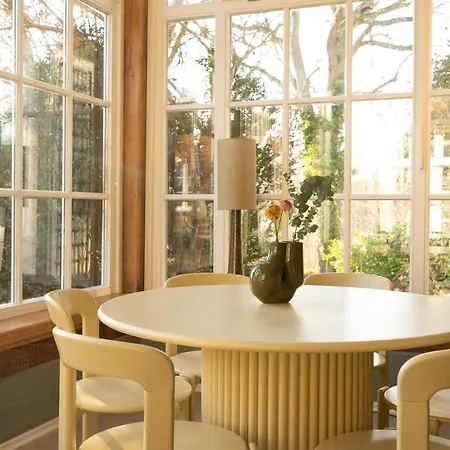 St. Oberholz Woldzegarten Retreat ホテル Leizen