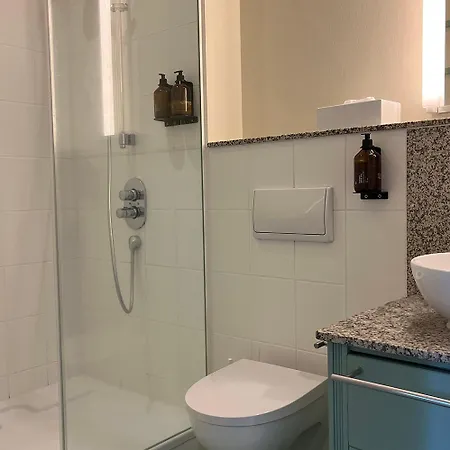 St. Oberholz Woldzegarten Retreat * Leizen