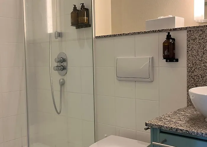 St. Oberholz Woldzegarten Retreat * Leizen